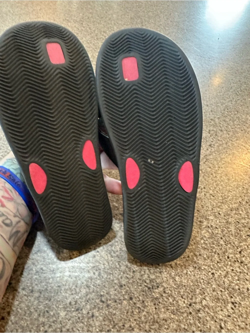 BlackFlip Flop Sandals - Comfort Footbed